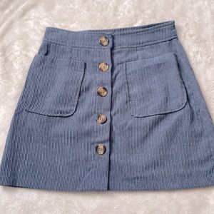 SHEIN Mini Button Skirt With Pockets